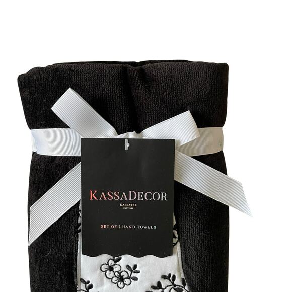 Kassa Decor  Halloween Ghost Hand Towels 18x28 Plush Black & White Set of 2 New - Picture 4 of 10